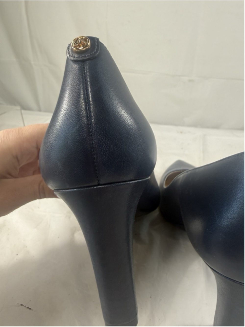 Michael Kors Alina Flex Navy Leather Pointed Toe Pumps Heels Women’s Size 10M - Picture 16 of 16